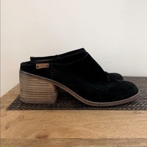 Toms Black Suede Mule chunky heel
